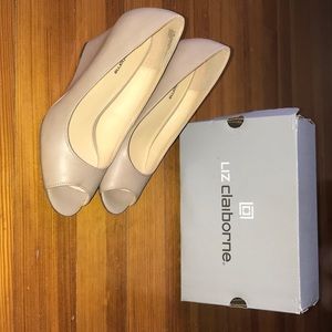 LIZ CLAIBORNE  PAULA Womens Wedge Peep Toe Size 7